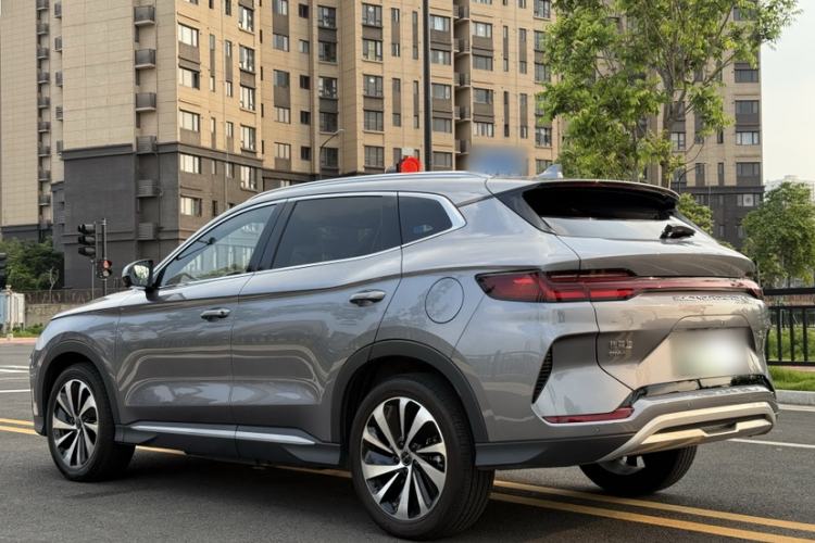 Used BYD Song PLUS New Energy 2023 Champion Edition DM-i 110KM Flagship PLUS Exterior 1
