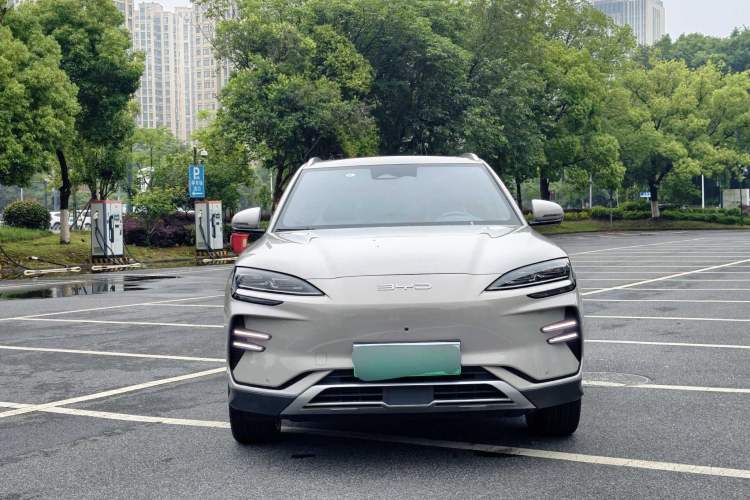 Used BYD Song PLUS New Energy 2023 Champion Edition EV 520KM Flagship Model Exterior 1