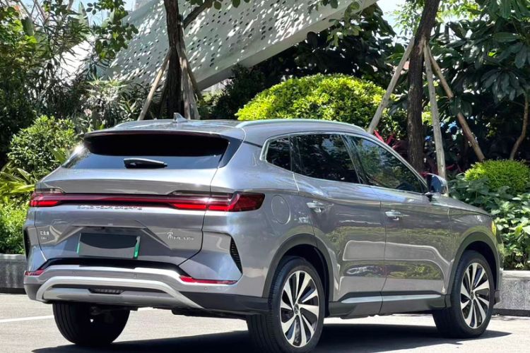 Used BYD Song PLUS New Energy 2023 Champion Edition DM-i 110KM Flagship Model Exterior 2