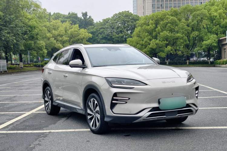 Used BYD Song PLUS New Energy 2023 Champion Edition EV 520KM Flagship Model Exterior 2