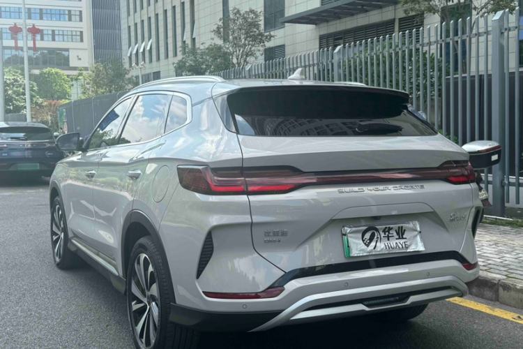 Used BYD Song PLUS New Energy 2023 Champion Edition DM-i 110KM Flagship Model Exterior 2