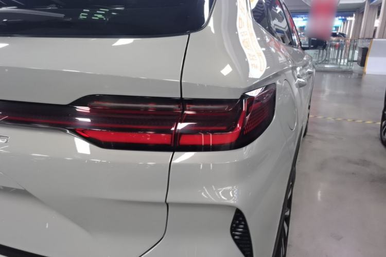 Used BYD Song PLUS New Energy 2023 Champion Edition DM-i 110KM Flagship PLUS Exterior 3