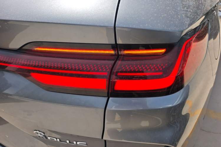 Used BYD Song PLUS New Energy 2023 Champion Edition DM-i 150KM Flagship PLUS Exterior 3