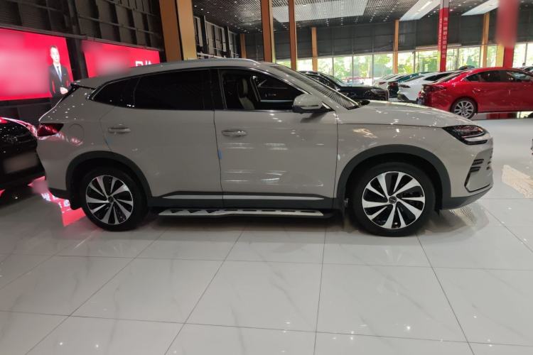 Used BYD Song PLUS New Energy 2023 Champion Edition DM-i 110KM Flagship Model Exterior 3