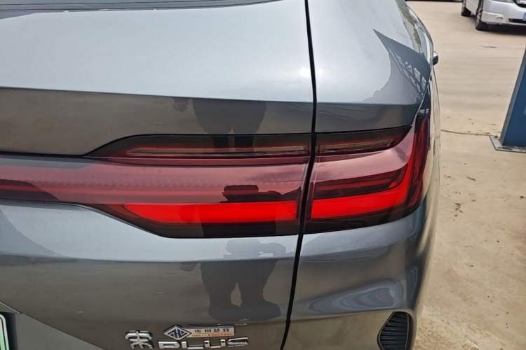 Used BYD Song PLUS New Energy 2023 Champion Edition DM-i 110KM Flagship PLUS Exterior 3