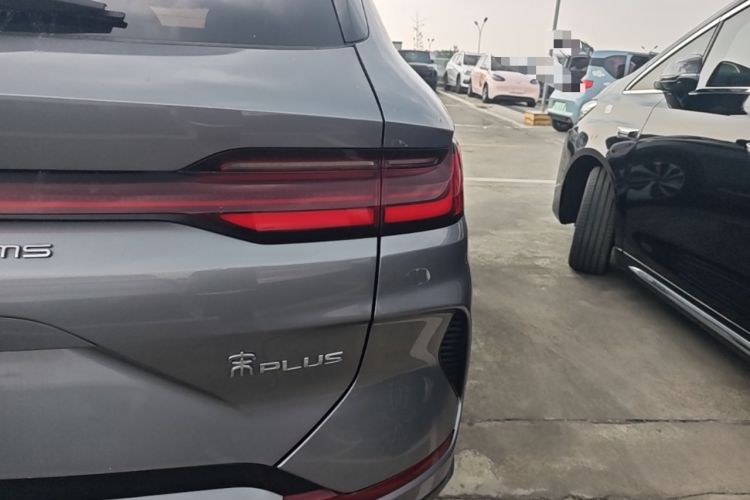 Used BYD Song PLUS New Energy 2023 Champion Edition DM-i 110KM Flagship Model Exterior 3