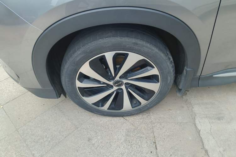 Used BYD Song PLUS New Energy 2023 Champion Edition DM-i 110KM Flagship PLUS Exterior 4