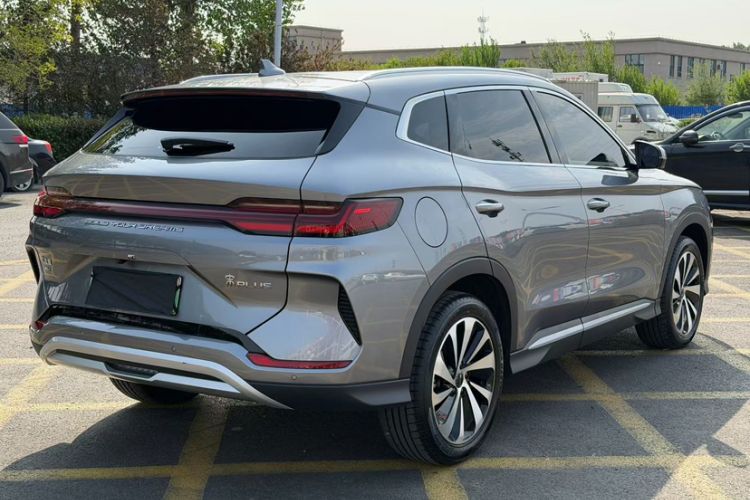 Used BYD Song PLUS New Energy 2023 Champion Edition DM-i 110KM Flagship PLUS Exterior 5