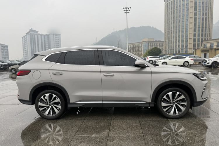 Used BYD Song PLUS New Energy 2023 Champion Edition DM-i 150KM Flagship PLUS Exterior 6