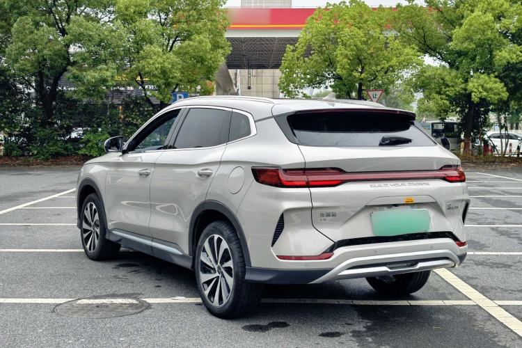 Used BYD Song PLUS New Energy 2023 Champion Edition EV 520KM Flagship Model Exterior 6