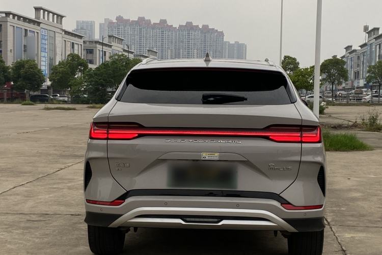 Used BYD Song PLUS New Energy 2023 Champion Edition EV 520KM Flagship Model Exterior 7