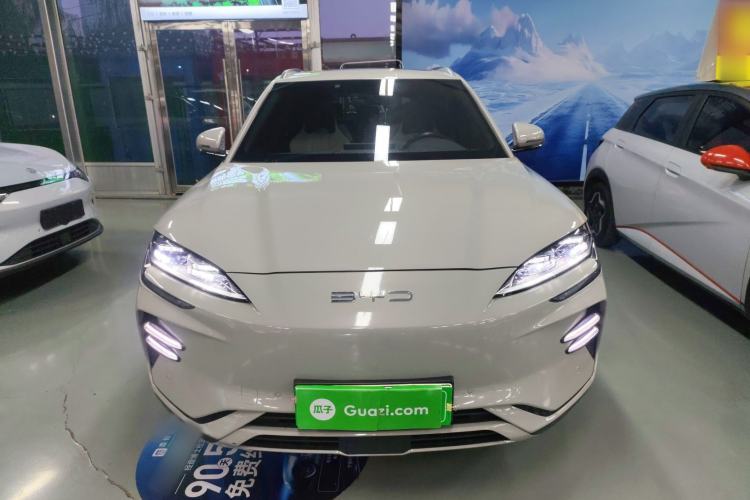 Used BYD Song PLUS New Energy 2023 Champion Edition EV 520KM Luxury Model Front