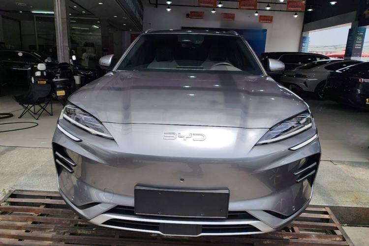 Used BYD Song PLUS New Energy 2023 Champion Edition EV 520KM Flagship Model Front