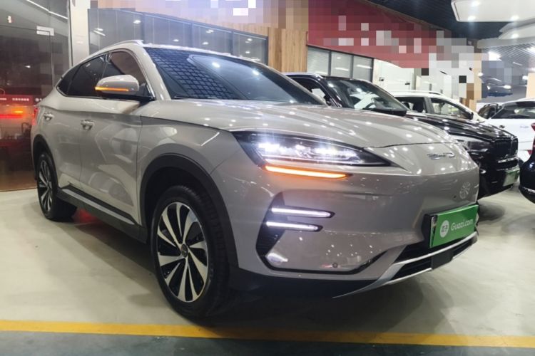 Used BYD Song PLUS New Energy 2023 Champion Edition EV 520KM Prestige Model Front Right 45 Deg