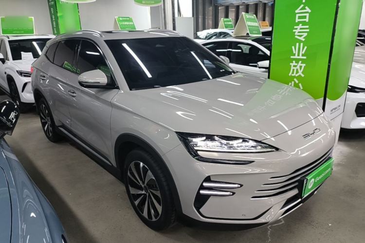 Used BYD Song PLUS New Energy 2023 Champion Edition DM-i 110KM Flagship PLUS Front Right 45 Deg