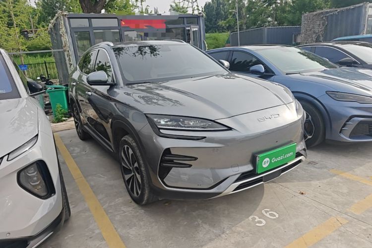 Used BYD Song PLUS New Energy 2023 Champion Edition EV 520KM Prestige Model Front Right 45 Deg