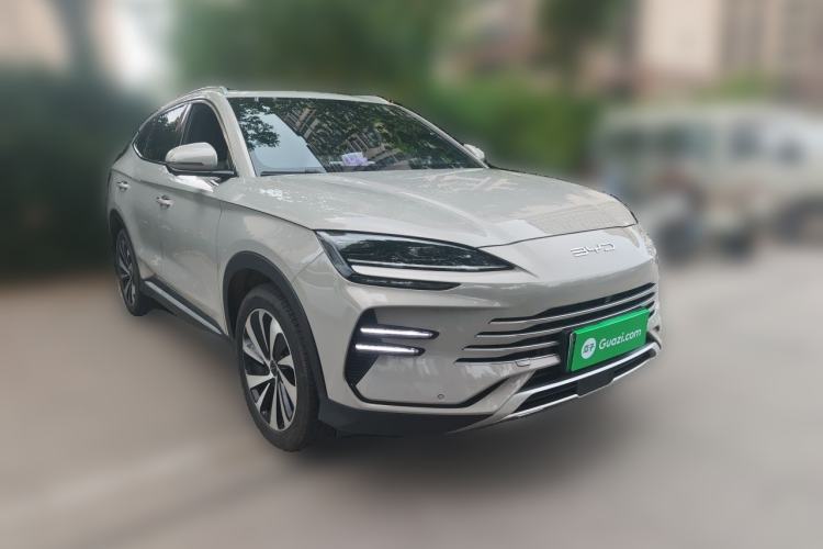 Used BYD Song PLUS New Energy 2023 Champion Edition DM-i 110KM Flagship Model Front Right 45 Deg