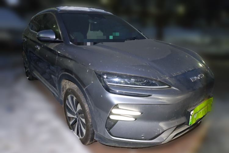 Used BYD Song PLUS New Energy 2023 Champion Edition EV 520KM Flagship Model Front Right 45 Deg
