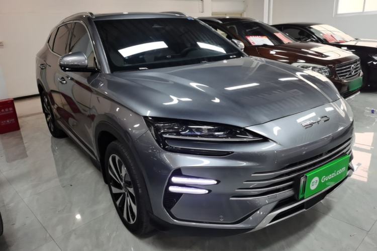 Used BYD Song PLUS New Energy 2023 Champion Edition DM-i 110KM Flagship PLUS Front Right 45 Deg