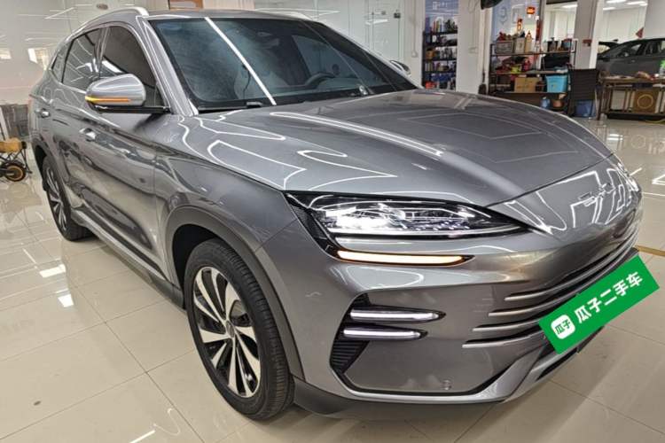 Used BYD Song PLUS New Energy 2023 Champion Edition DM-i 110KM Flagship Model Front Right 45 Deg