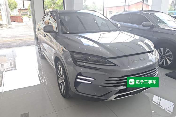 Used BYD Song PLUS New Energy 2023 Champion Edition DM-i 110KM Flagship Model Front Right 45 Deg