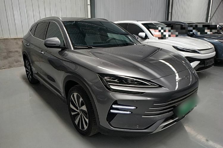 Used BYD Song PLUS New Energy 2023 Champion Edition DM-i 110KM Flagship Model Front Right 45 Deg