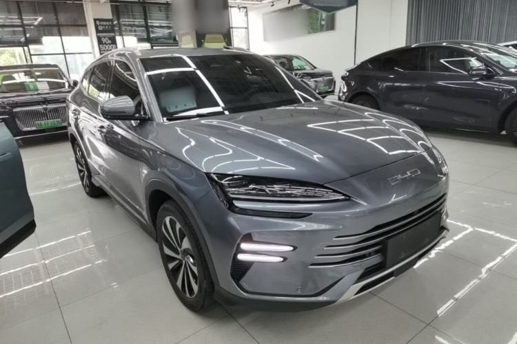 Used BYD Song PLUS New Energy 2023 Champion Edition DM-i 110KM Flagship PLUS Front Right 45 Deg