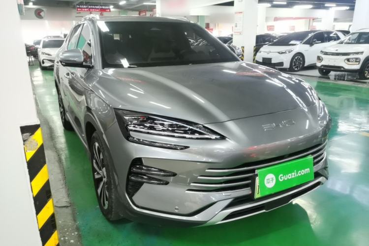 Used BYD Song PLUS New Energy 2023 Champion Edition DM-i 110KM Flagship PLUS Front Right 45 Deg