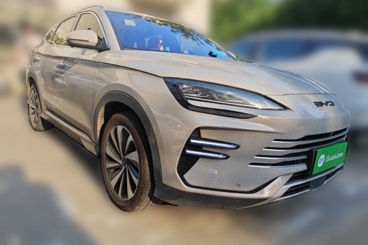 Used BYD Song PLUS New Energy 2023 Champion Edition DM-i 110KM Flagship Model Front Right 45 Deg