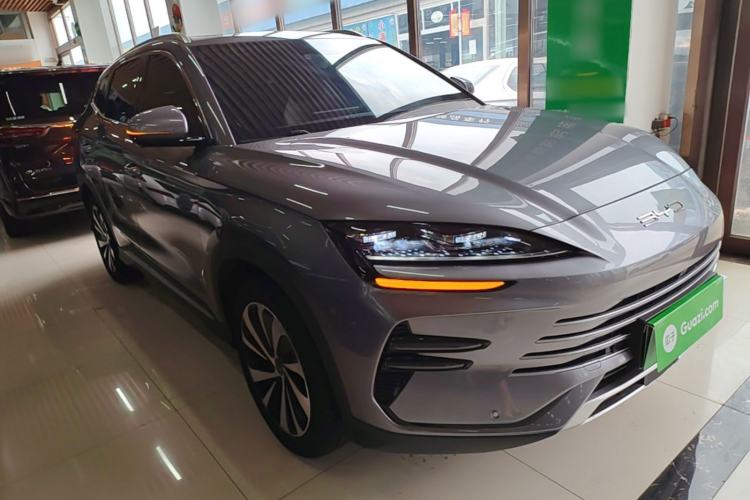 Used BYD Song PLUS New Energy 2023 Champion Edition DM-i 110KM Flagship Model Front Right 45 Deg