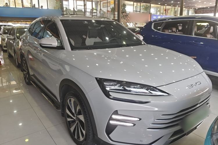 Used BYD Song PLUS New Energy 2023 Champion Edition DM-i 110KM Flagship PLUS Front Right 45 Deg