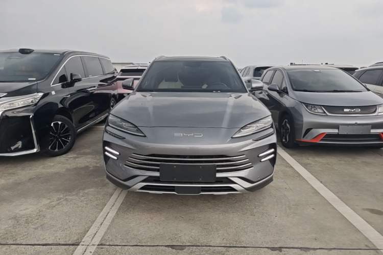 Used BYD Song PLUS New Energy 2023 Champion Edition DM-i 110KM Flagship Model Front