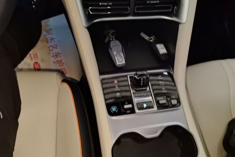 Used BYD Song PLUS New Energy 2023 Champion Edition DM-i 110KM Flagship PLUS Gear Lever