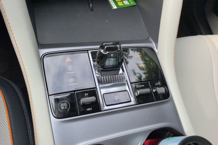 Used BYD Song PLUS New Energy 2023 Champion Edition DM-i 110KM Flagship PLUS Gear Lever