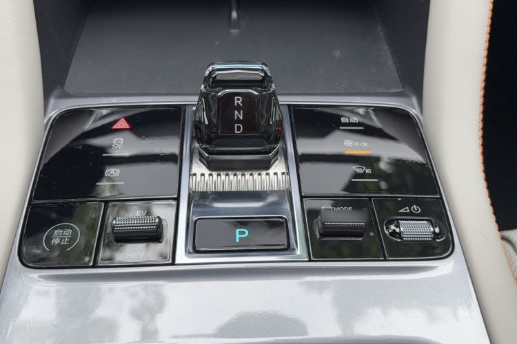 Used BYD Song PLUS New Energy 2023 Champion Edition DM-i 110KM Flagship PLUS Gear Lever