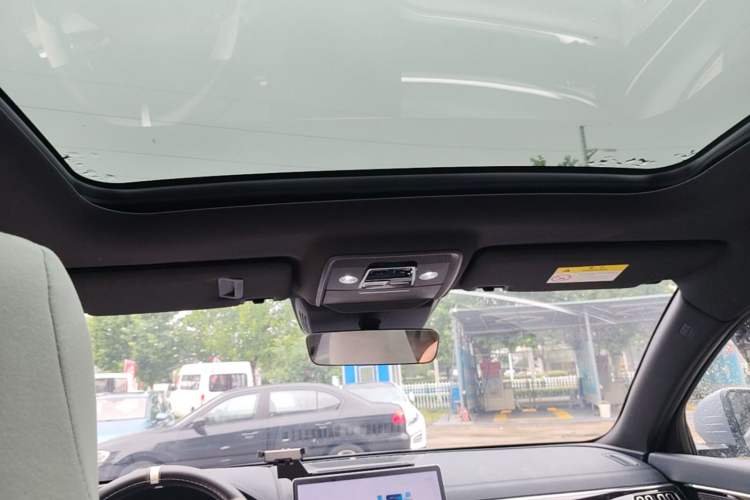 Used BYD Song PLUS New Energy 2023 Champion Edition EV 520KM Prestige Model Headliner