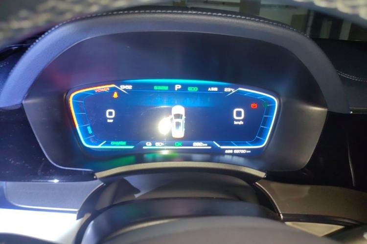 Used BYD Song PLUS New Energy 2023 Champion Edition EV 520KM Prestige Model Instrument Cluster