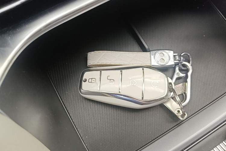 Used BYD Song PLUS New Energy 2023 Champion Edition DM-i 110KM Flagship PLUS Interior 1