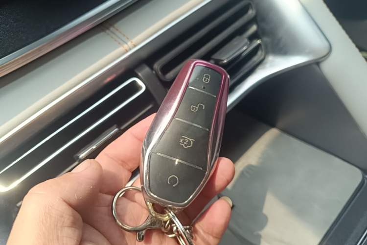 Used BYD Song PLUS New Energy 2023 Champion Edition DM-i 110KM Flagship Model Interior 1