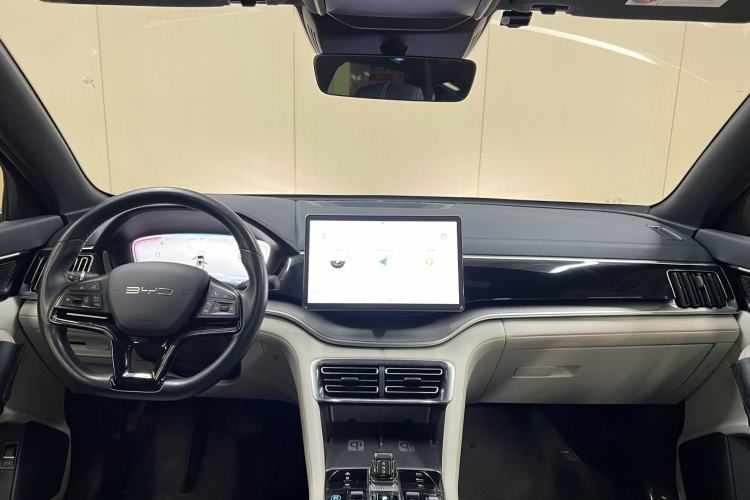 Used BYD Song PLUS New Energy 2023 Champion Edition EV 520KM Prestige Model Interior 10