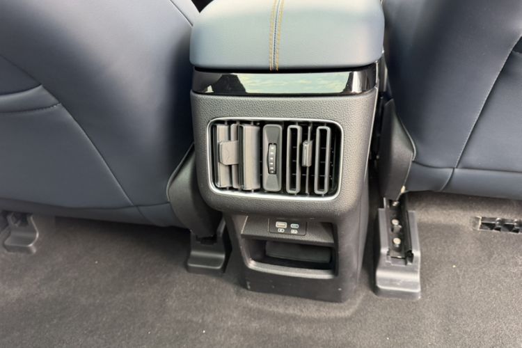 Used BYD Song PLUS New Energy 2023 Champion Edition DM-i 110KM Flagship PLUS Interior 12