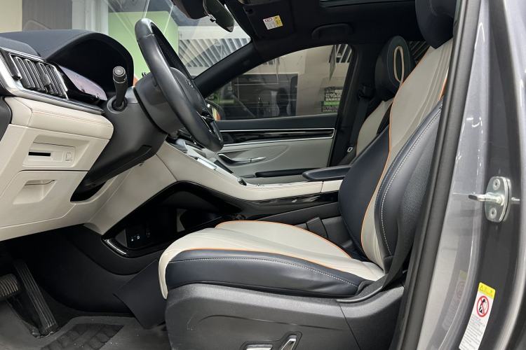 Used BYD Song PLUS New Energy 2023 Champion Edition EV 520KM Prestige Model Interior 2