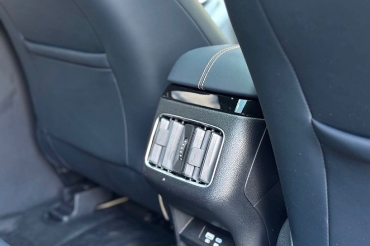 Used BYD Song PLUS New Energy 2023 Champion Edition DM-i 110KM Flagship Model Interior 2