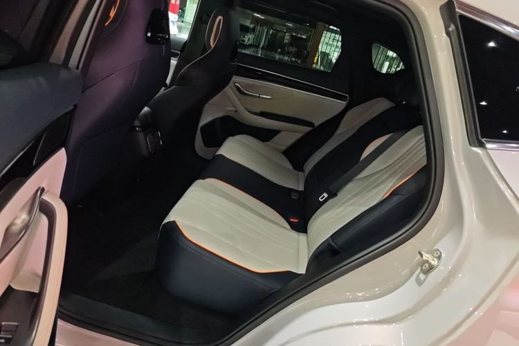 Used BYD Song PLUS New Energy 2023 Champion Edition DM-i 110KM Flagship Model Interior 2