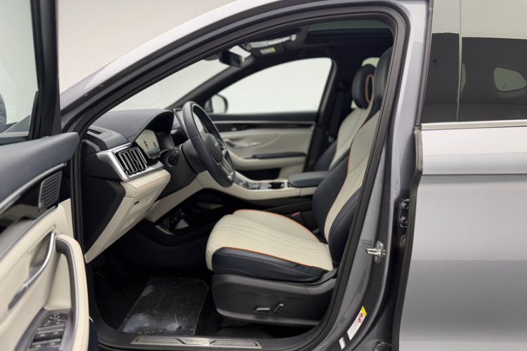 Used BYD Song PLUS New Energy 2023 Champion Edition EV 605KM Flagship PLUS Interior 2
