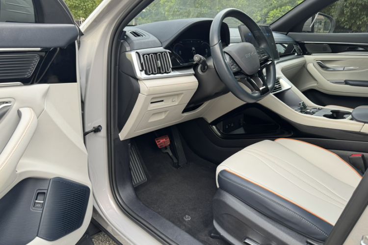 Used BYD Song PLUS New Energy 2023 Champion Edition EV 520KM Prestige Model Interior 2