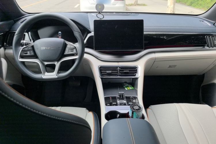 Used BYD Song PLUS New Energy 2023 Champion Edition DM-i 110KM Flagship PLUS Interior 2