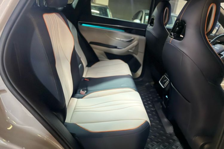 Used BYD Song PLUS New Energy 2023 Champion Edition DM-i 110KM Flagship Model Interior 2