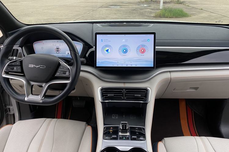 Used BYD Song PLUS New Energy 2023 Champion Edition EV 520KM Flagship Model Interior 3