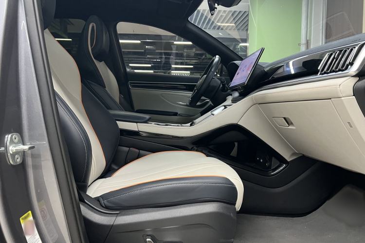 Used BYD Song PLUS New Energy 2023 Champion Edition EV 520KM Prestige Model Interior 4